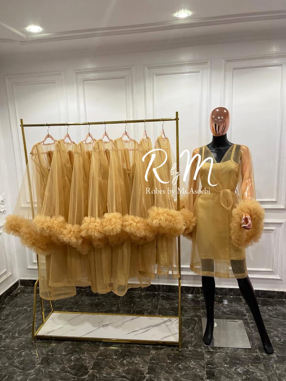 cha,pagne gold tulle bridesmaids robe with inner slip