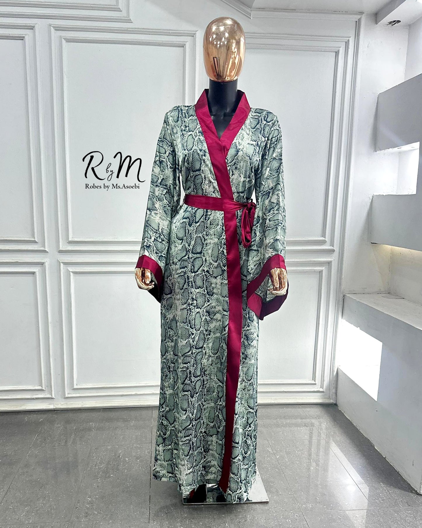 Shavon lounge Robe