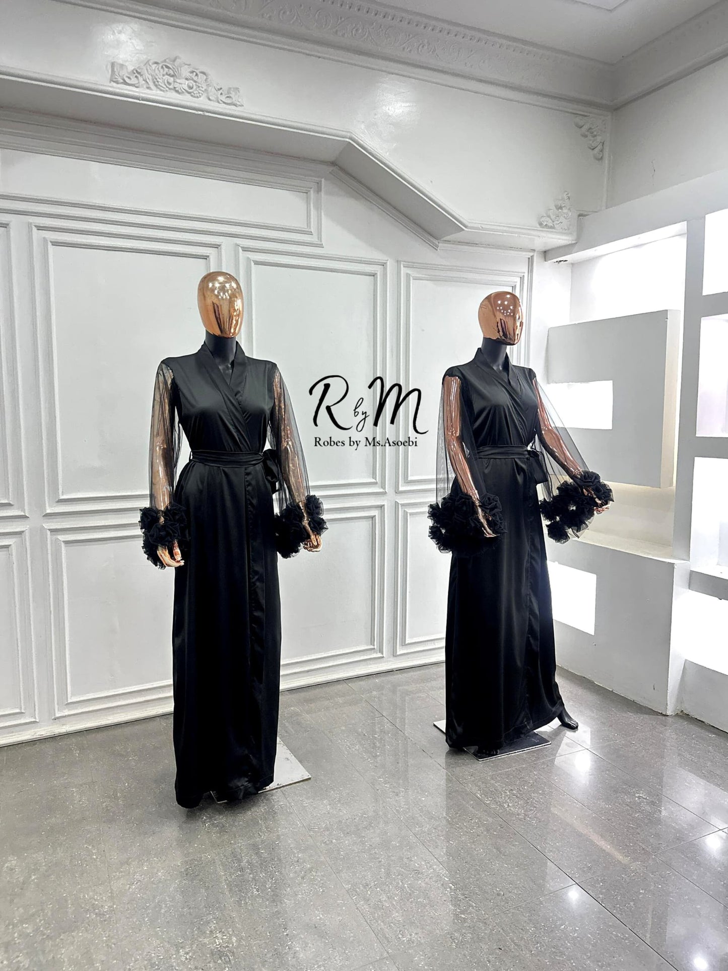 Nana Robe