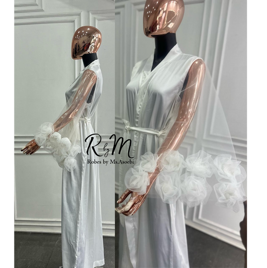Nana Robe